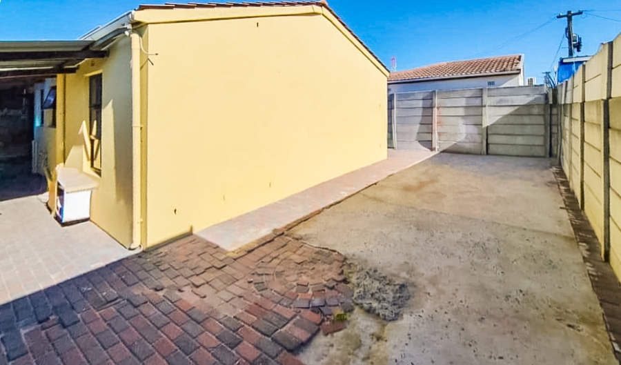 3 Bedroom Property for Sale in Belhar Western Cape